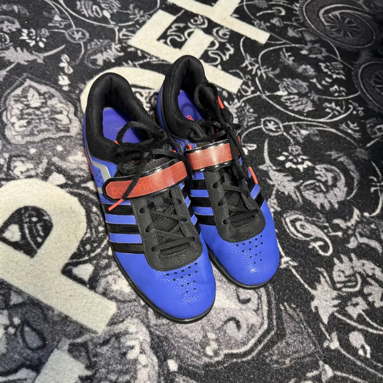 Кроссовки Adidas новые - Обувь (Одежда) в Курск
