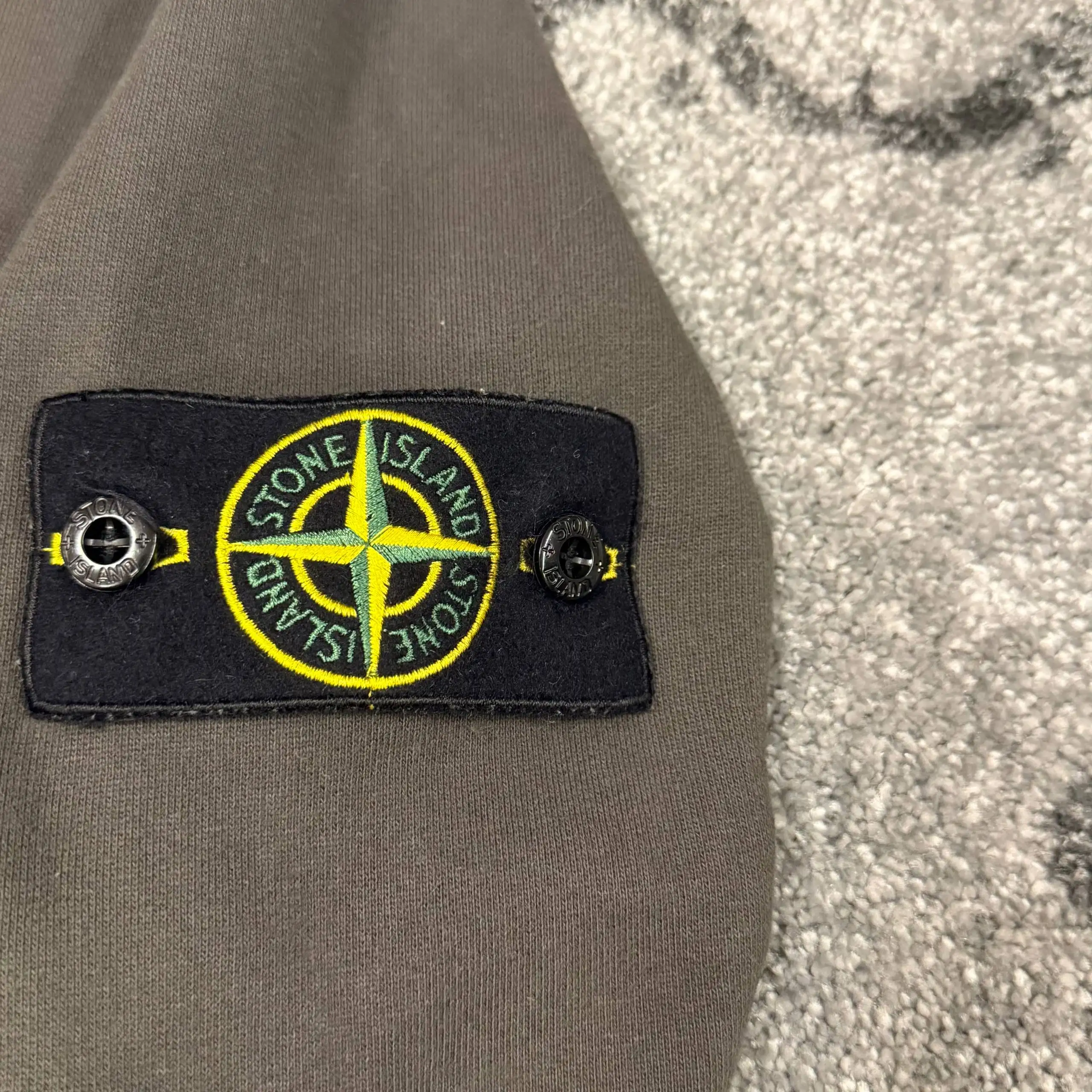 Свитшот Stone Island M 2021 - Свитшоты (Одежда) в Курск