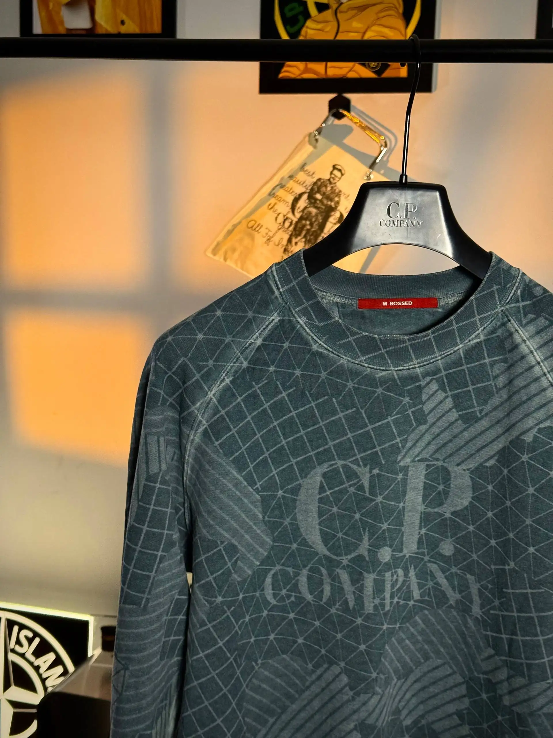 C.P. Company M-Bossed Lasered Fleece Woodland Camo Sweatshirt - Верхняя одежда (Одежда) в Санкт-Петербург