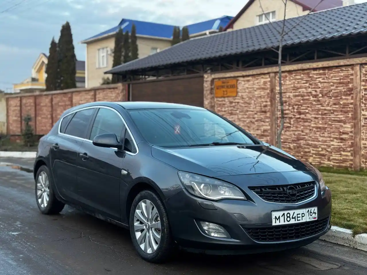 Opel Astra J 2012г