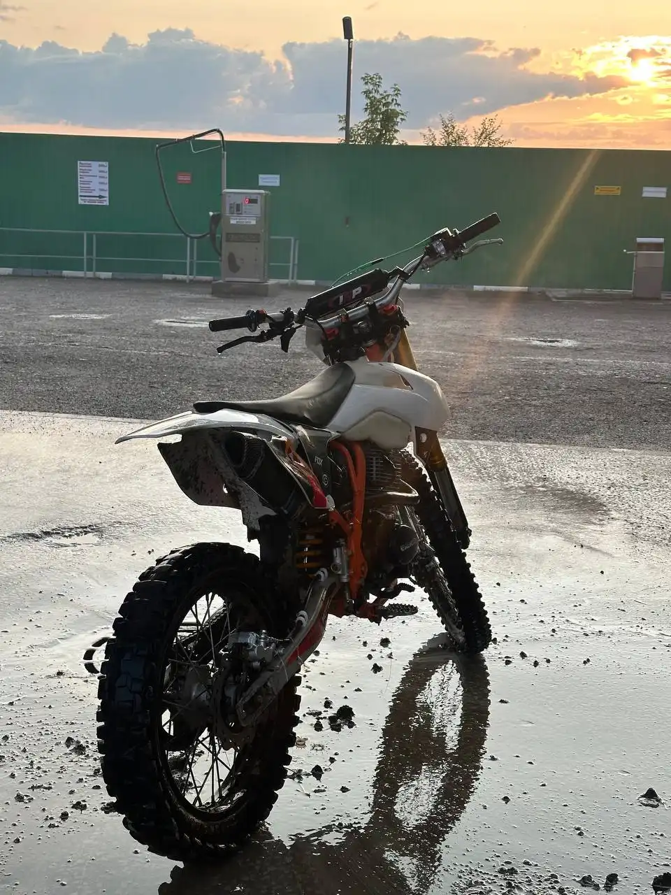 Продам или обменяю мотоцикл Атлет 250