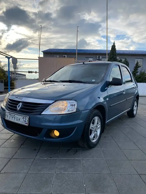 Renault Logan 2010 года в отличном состоянии - Легковые автомобили в Саратов