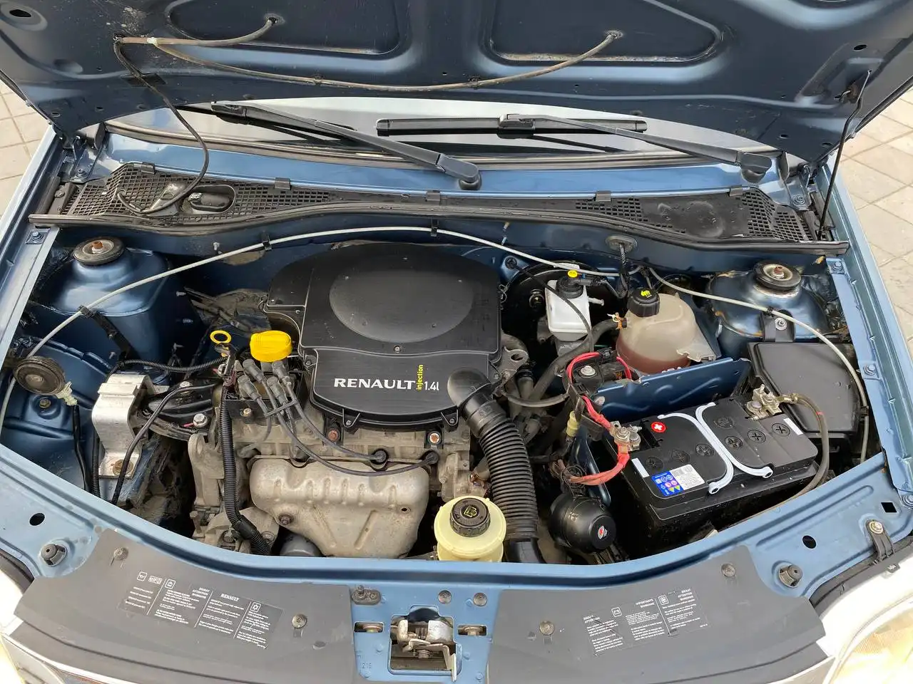 Renault Logan 2010 года в отличном состоянии - Легковые автомобили (Авто) в Саратов