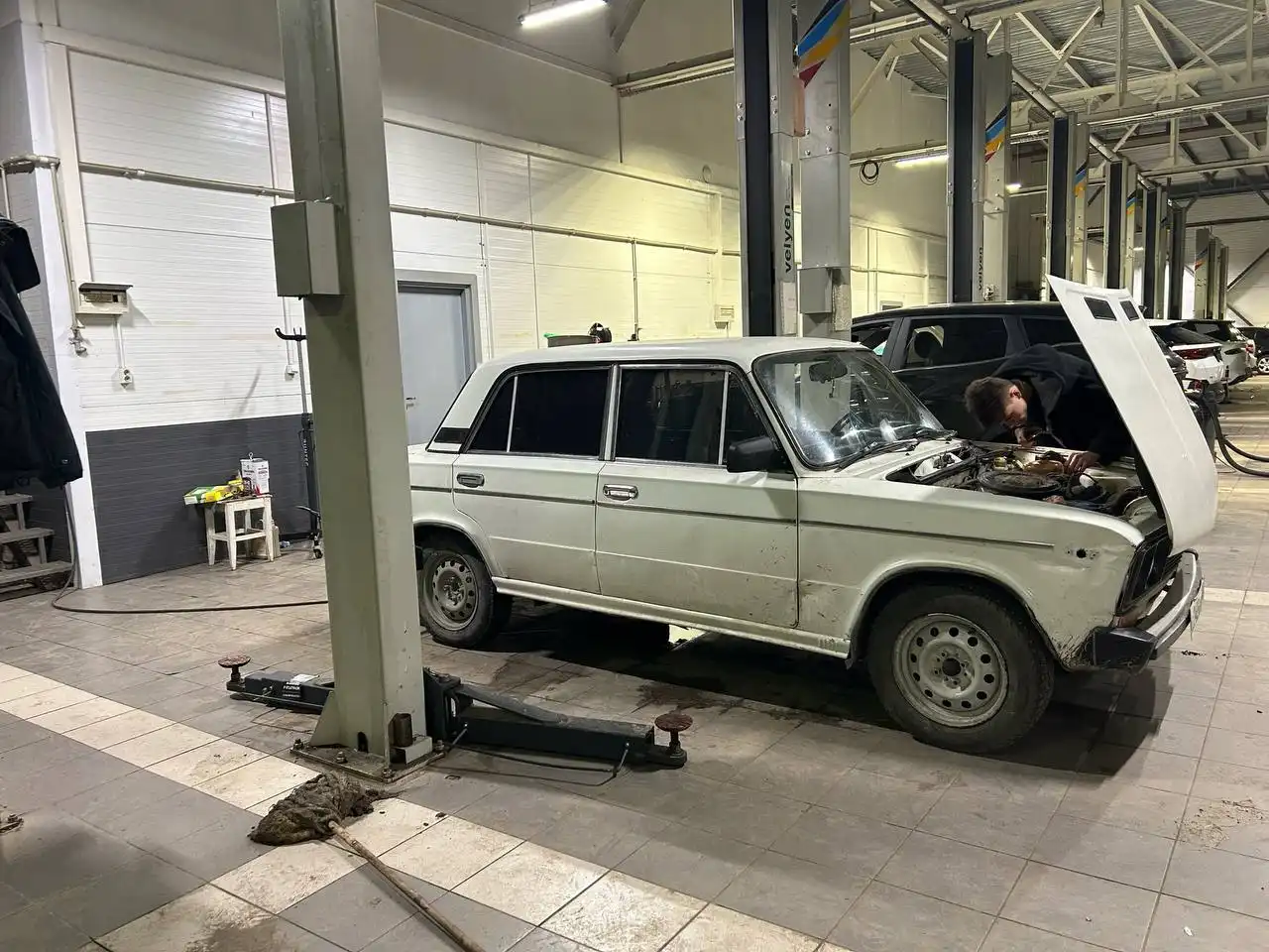 Продажа ВАЗ 2103 с двигателем 2103 - Легковые автомобили (Авто) в Саратов