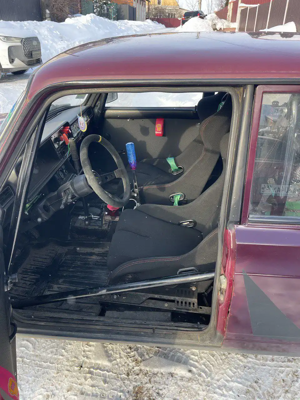 Продажа автомобиля ВАЗ 2107 для зимнего дрифта - Авто в Саратов