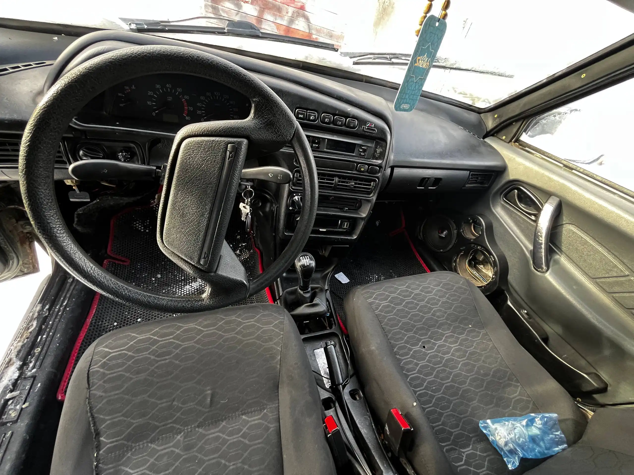 Продажа автомобиля 2004 года без сцепления - Авто в Саратов