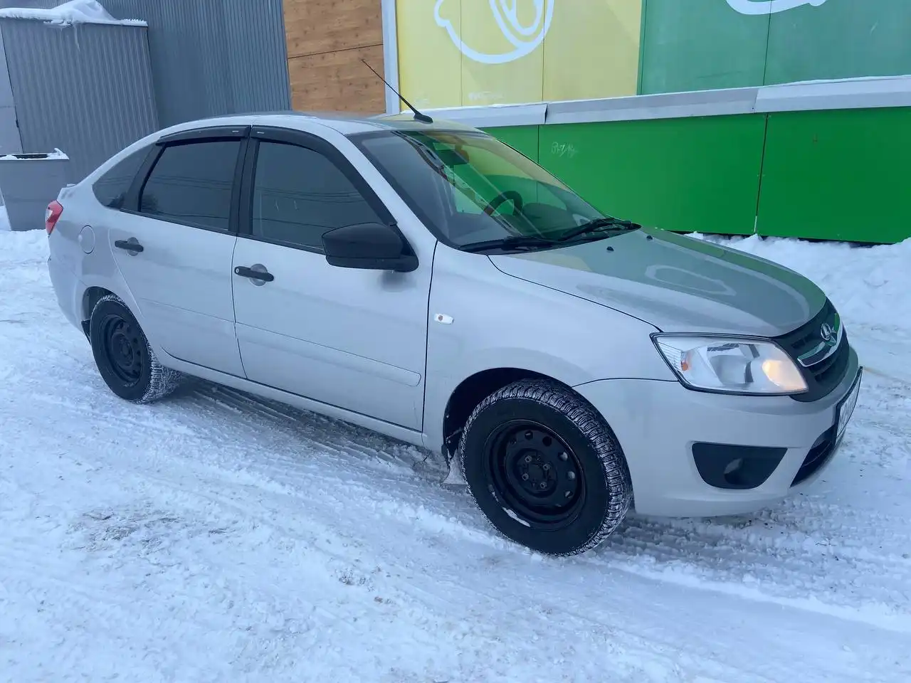 Продажа Lada Granta 2018 года с кондиционером - Легковые автомобили (Авто) в Саратов