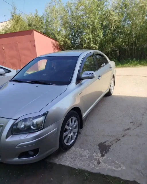 Продажа Toyota Avensis 2006 года - Легковые автомобили в Саратов