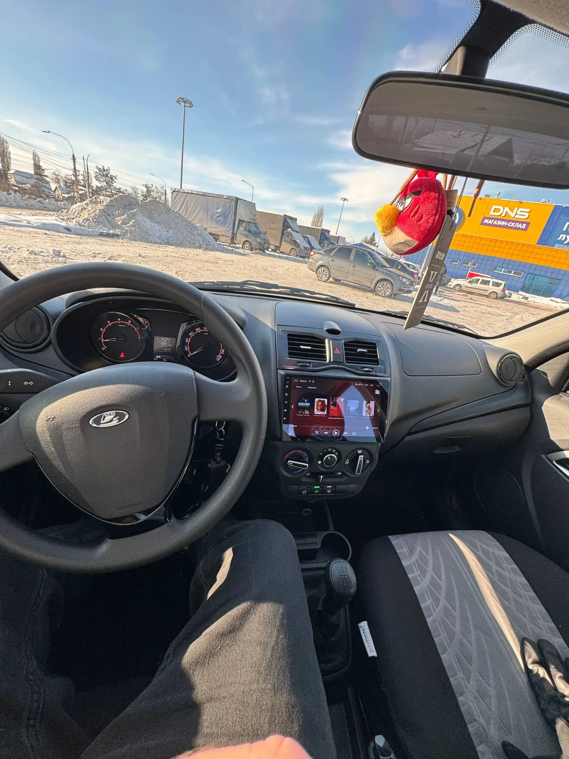 Продажа автомобиля с пробегом 14000 км, 2023 года - Авто в Энгельс