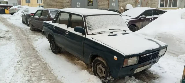 Продажа автомобиля ВАЗ 2107 (Карбюратор) в Саратове - Легковые автомобили в Саратов