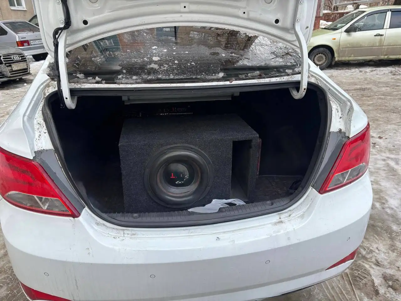 Продажа автомобиля Hyundai Solaris 2016 года - Легковые автомобили (Авто) в Саратов