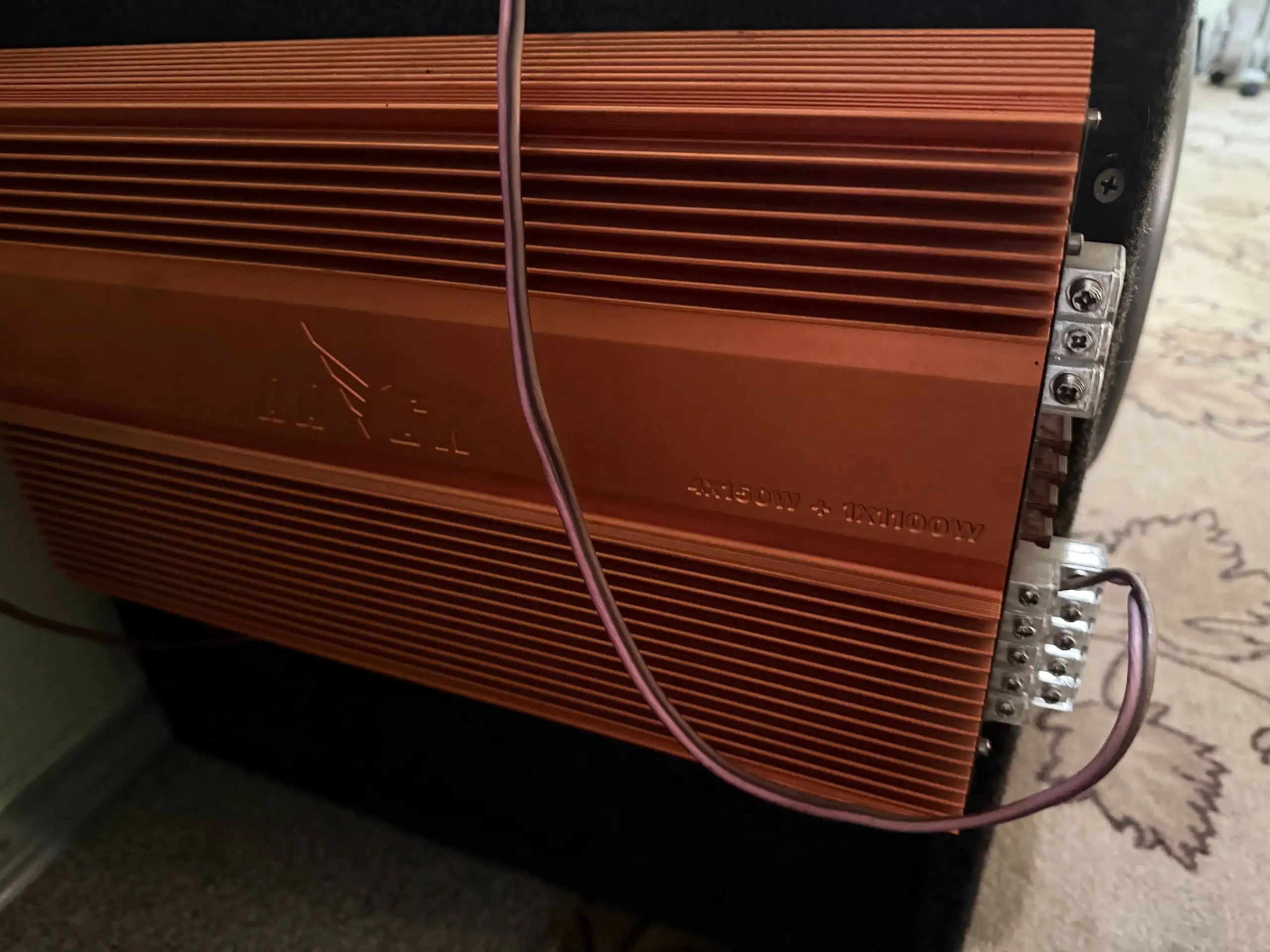 Продажа автомобиля на авторынке в Саратове - Авто в Саратов