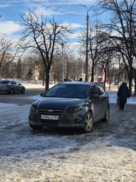 Продажа автомобиля 2012 года - Авто в Саратов