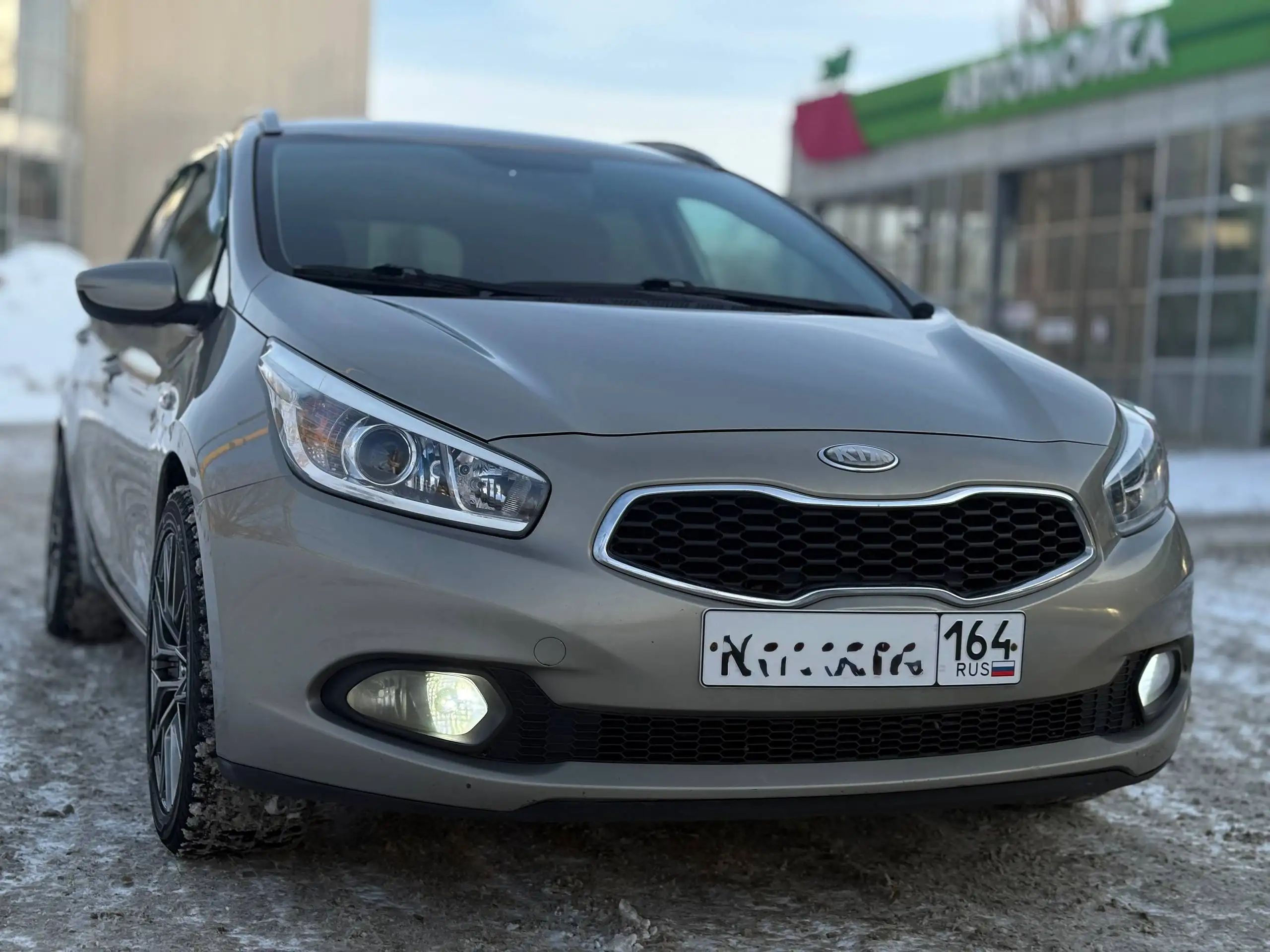 Продажа KIA CEED JD2 универсал 2013 гв. - Легковые автомобили (Авто) в Саратов