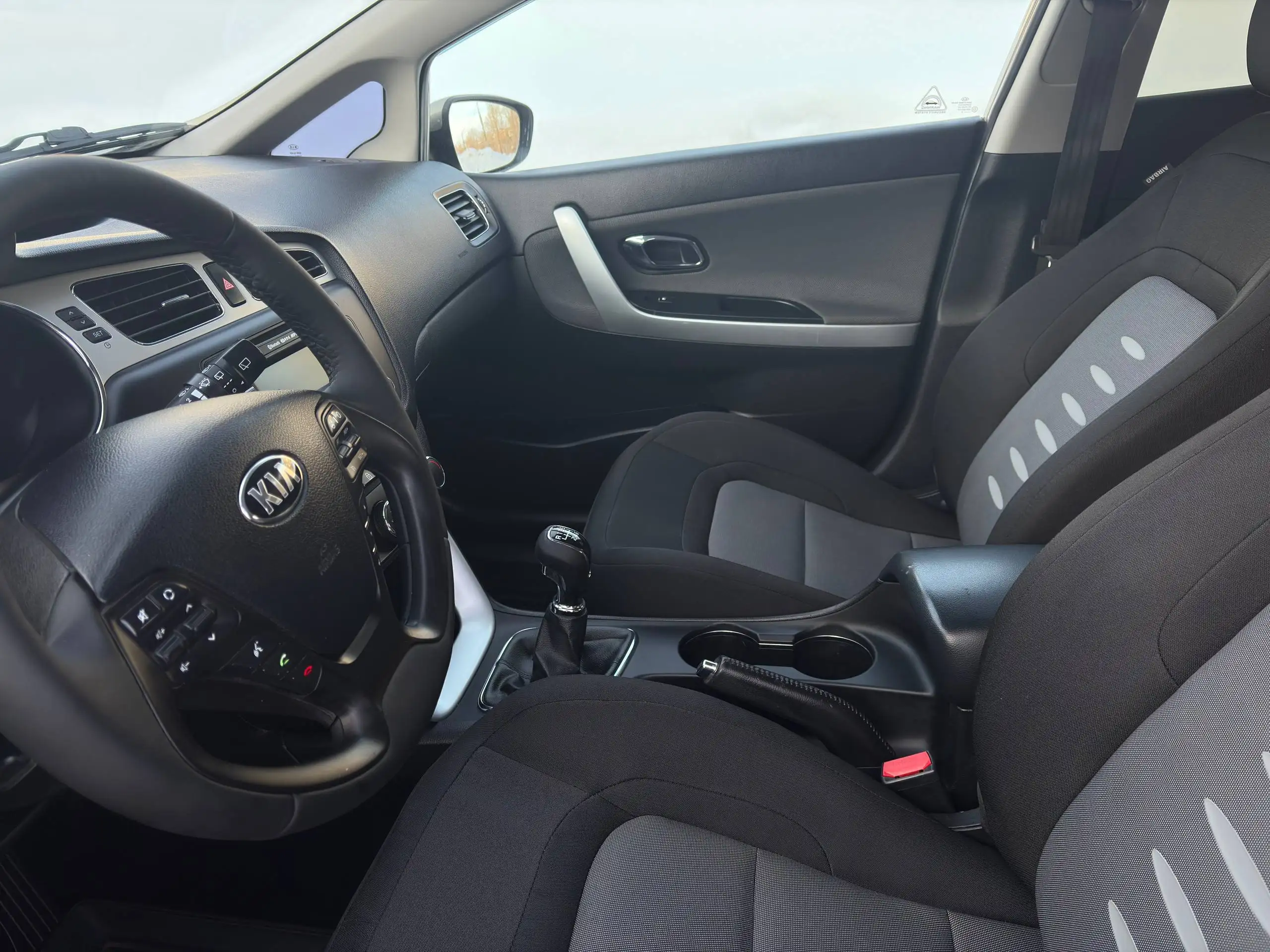 Продажа KIA CEED JD2 универсал 2013 гв. - Легковые автомобили (Авто) в Саратов