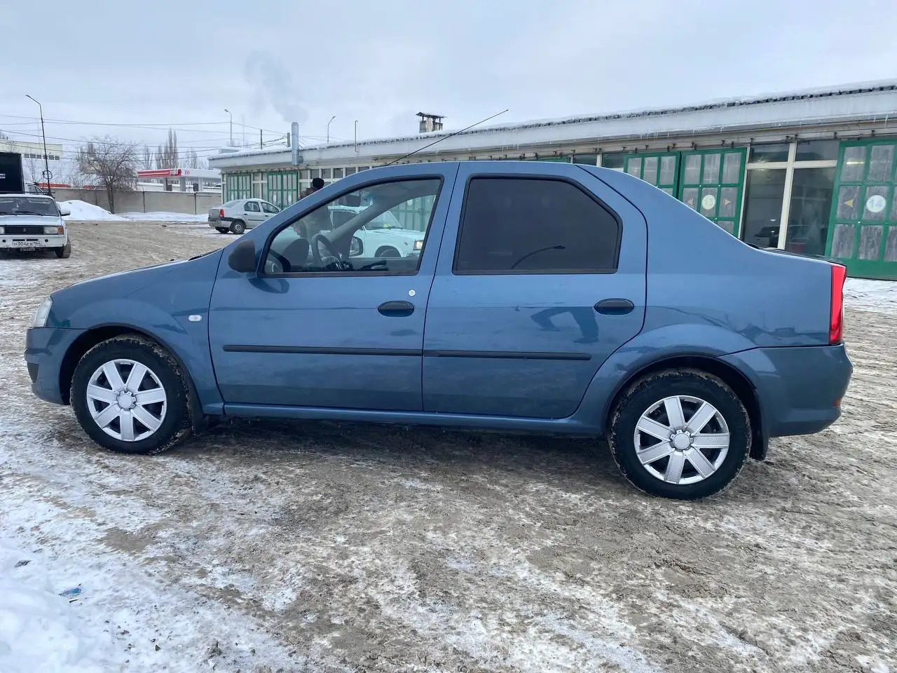 Renault Logan 2010 года - Легковые автомобили (Авто) в Саратов