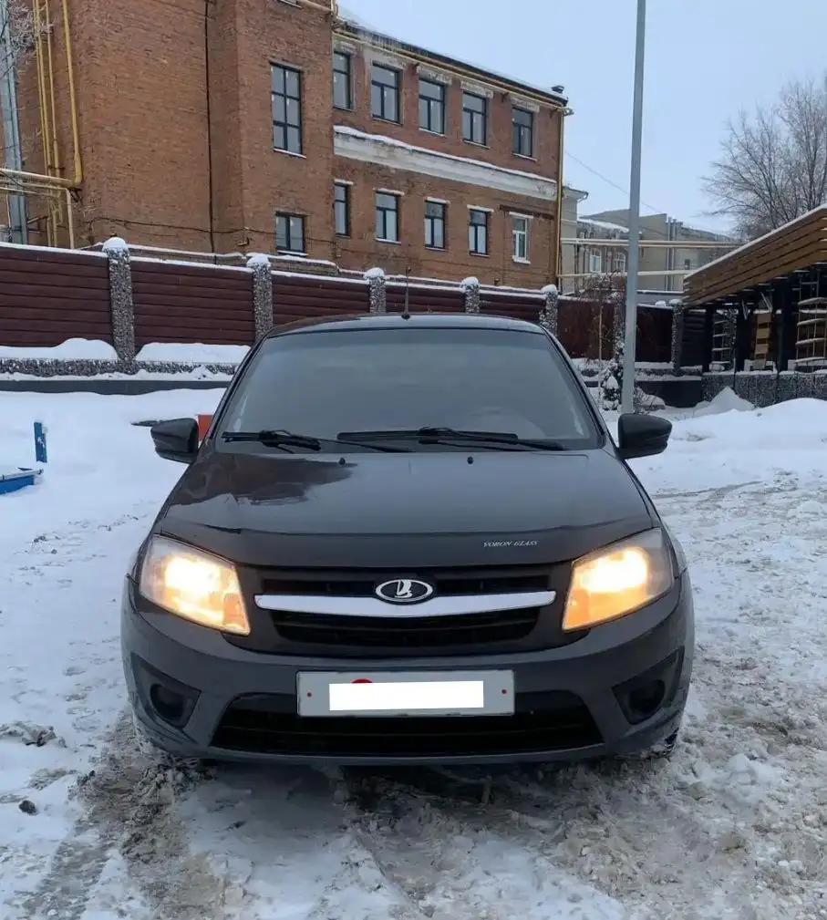 Автомобиль 2016 года с пробегом 200 тыс. км - Авто в Саратов