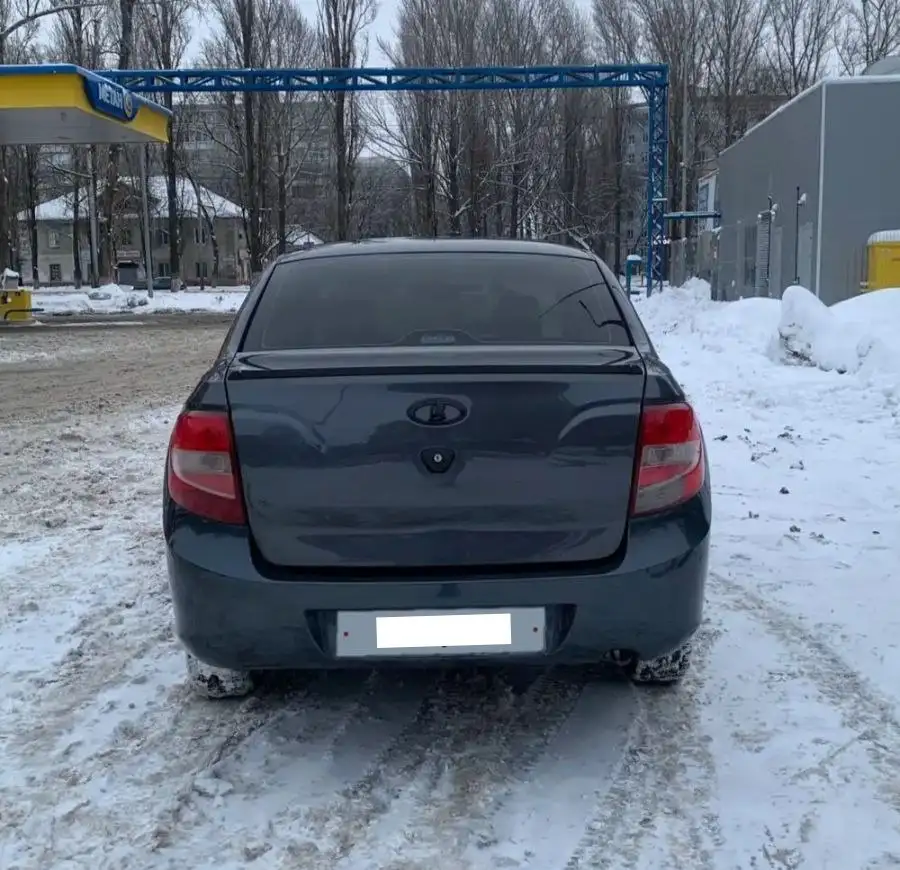 Автомобиль 2016 года с пробегом 200 тыс. км - Авто в Саратов