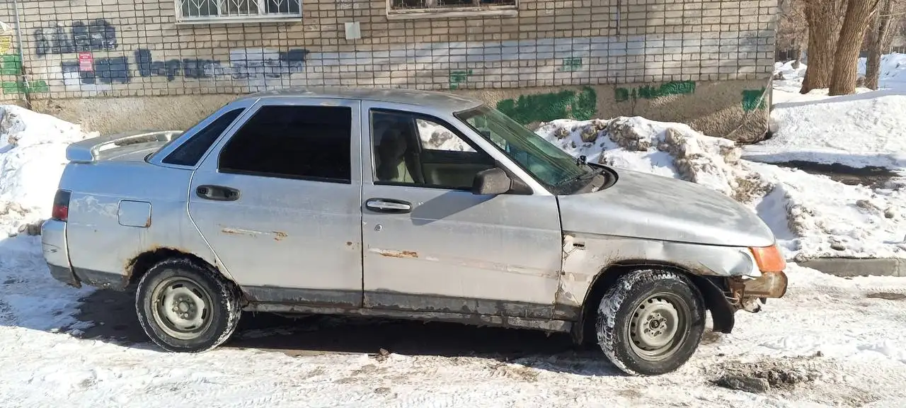 Продажа автомобиля 2003 года выпуска - Легковые автомобили (Авто) в Саратов