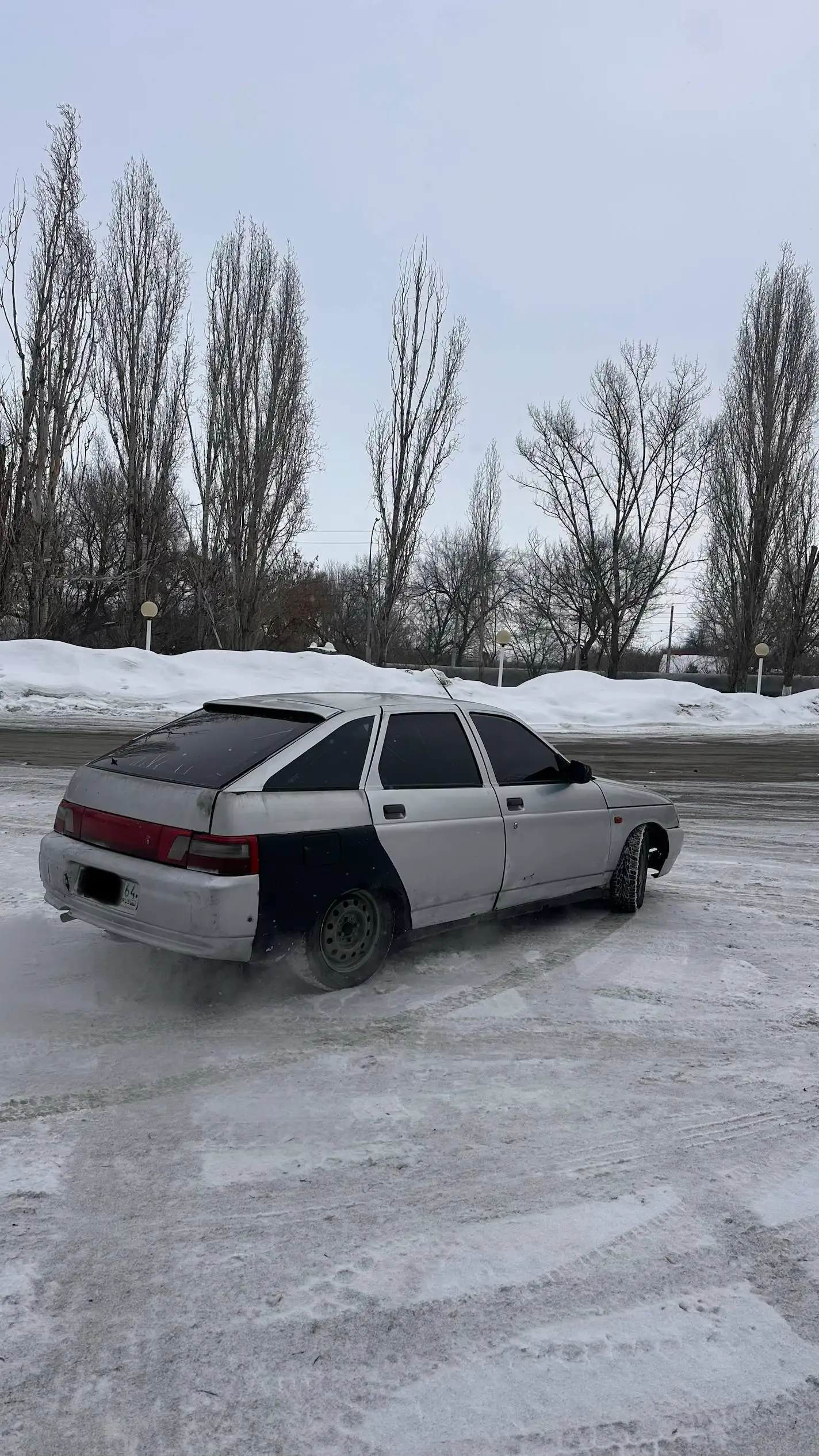 Продажа автомобиля 2004 года выпуска с 16-клапанным двигателем - Авто в Саратов