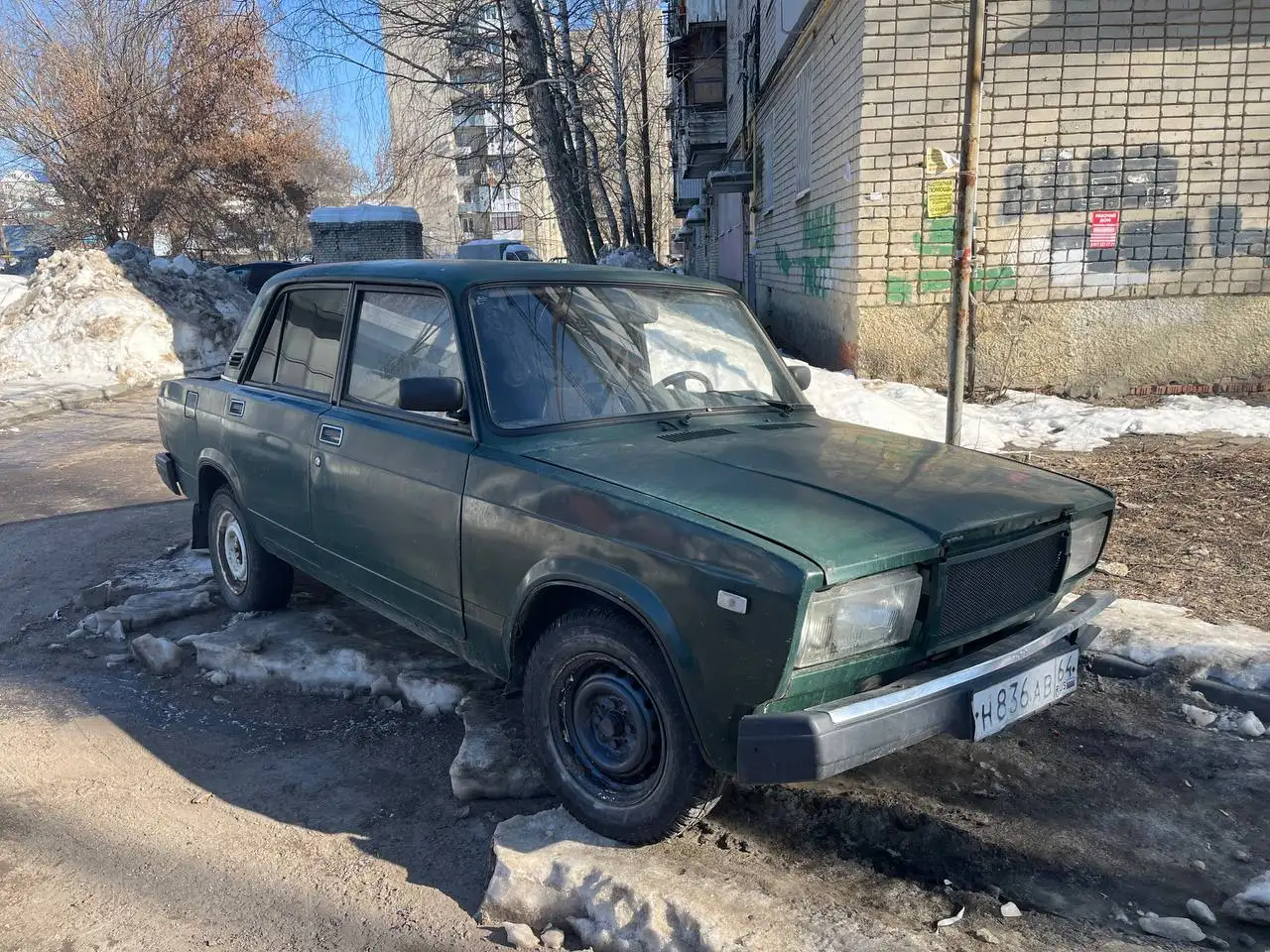 Автомобиль ВАЗ 21099 1999 года выпуска - Легковые автомобили (Авто) в Саратов