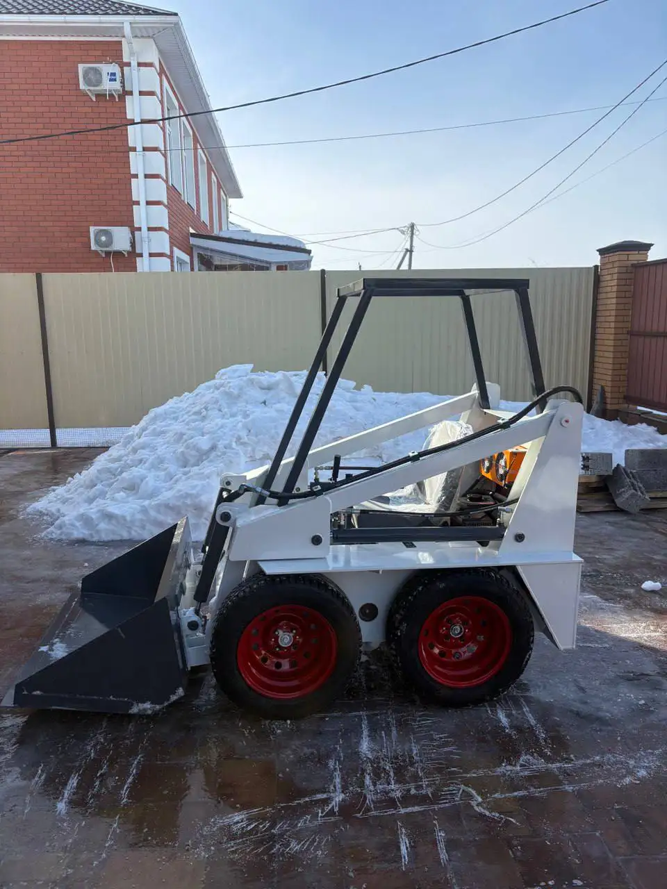 Продажа мини-погрузчика Lifan 22 л.с. - Строительное оборудование (Готовый бизнес и оборудование) в Саратов