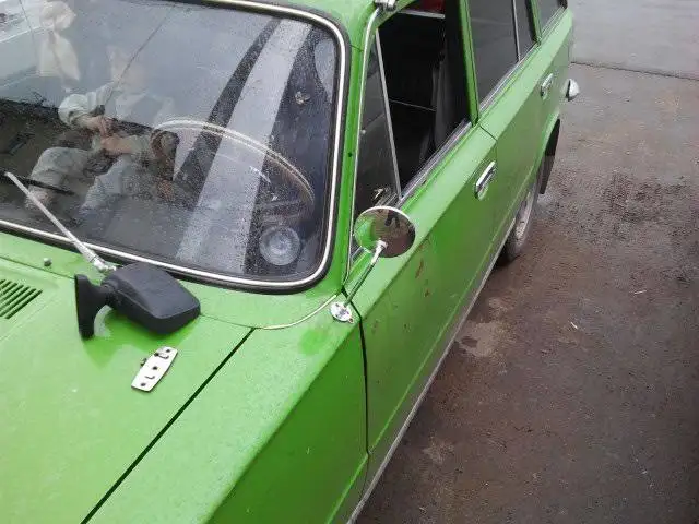 Зеркало на ВАЗ 2101 - Автозапчасти (Запчасти) в Саратов