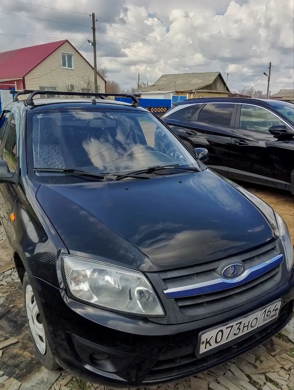 Продажа Ваз Лада Гранта 2015 года черного цвета - Легковые автомобили (Авто) в Саратов