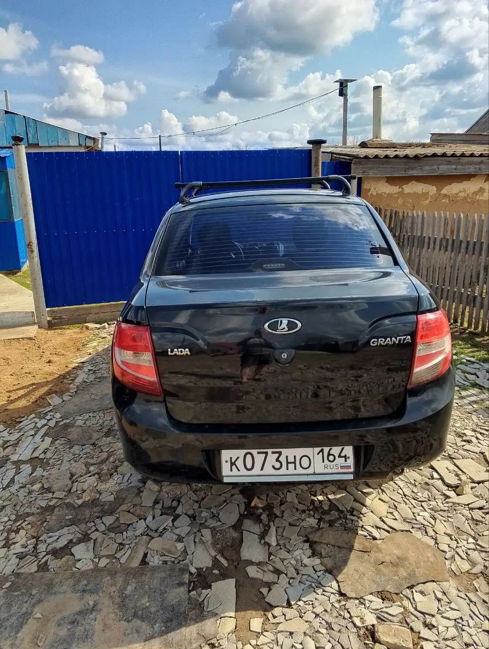 Продажа Ваз Лада Гранта 2015 года черного цвета - Легковые автомобили (Авто) в Саратов