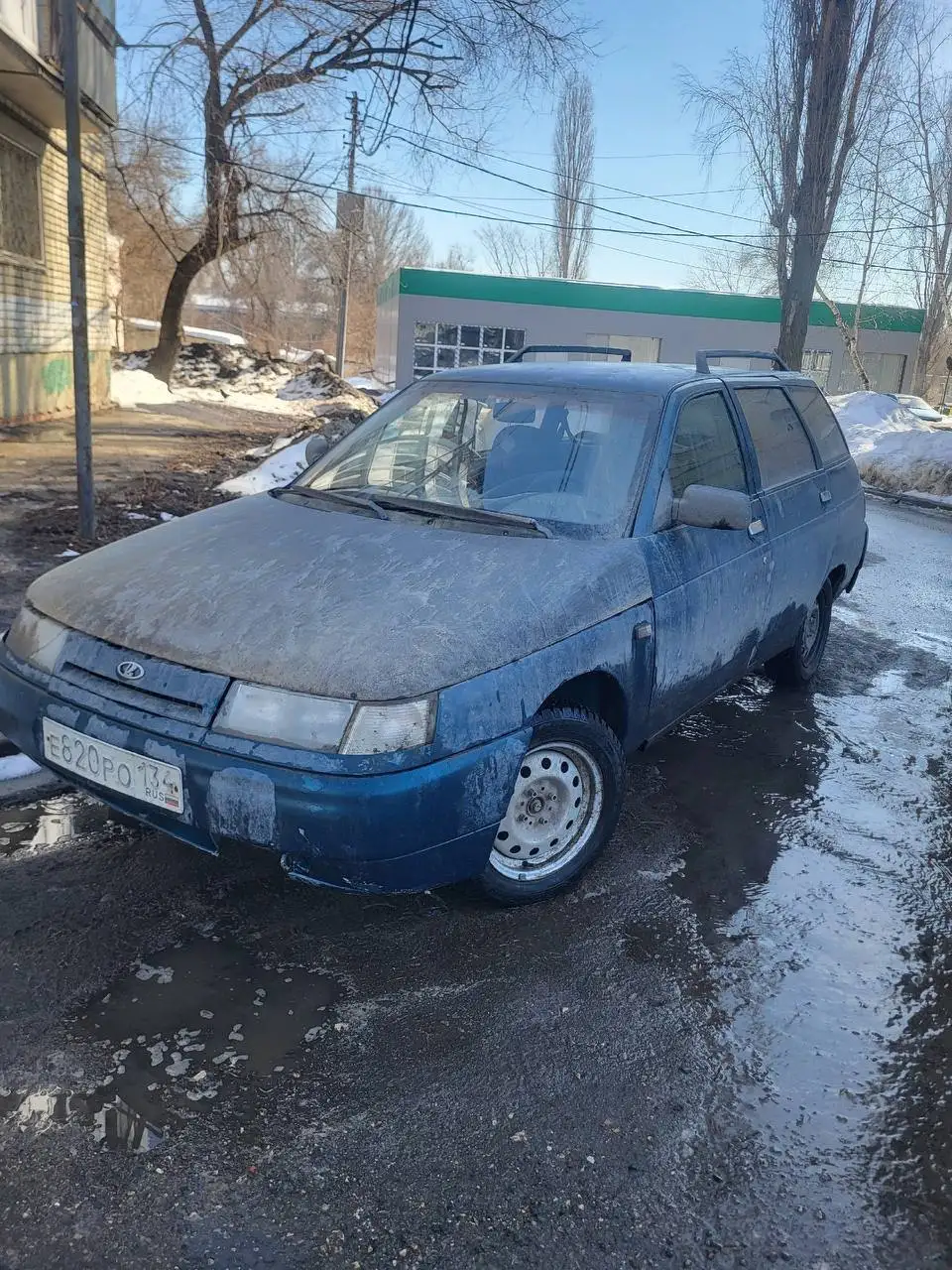 Volkswagen Golf 2001 года в хорошем состоянии - Легковые автомобили (Авто) в Саратов