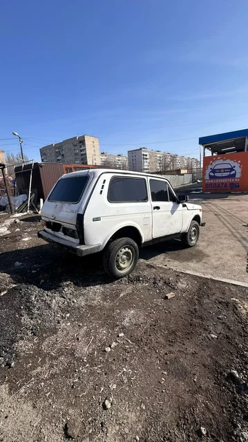Продажа Нивы 1980 года с полным приводом и документами - Шины и диски в Саратов