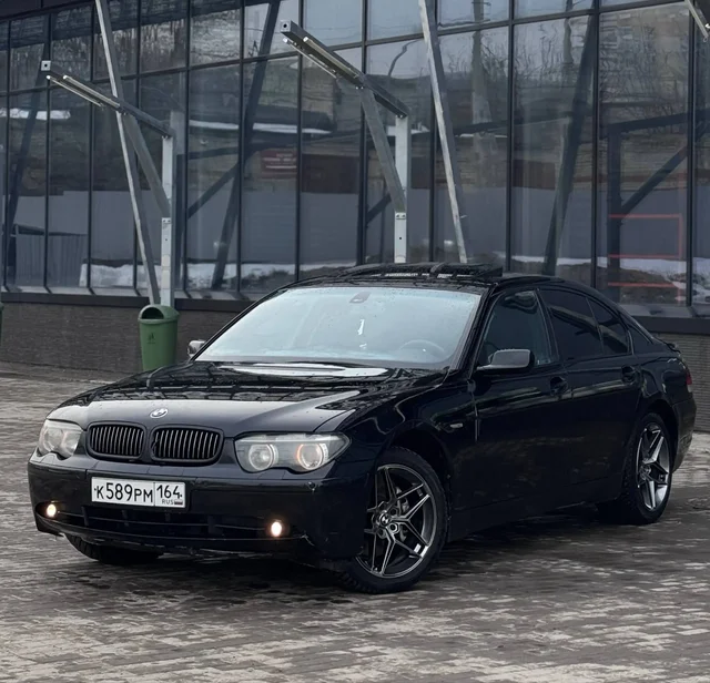 BMW 7 E65 2001 года выпуска в хорошем состоянии - Шины и диски в Саратов