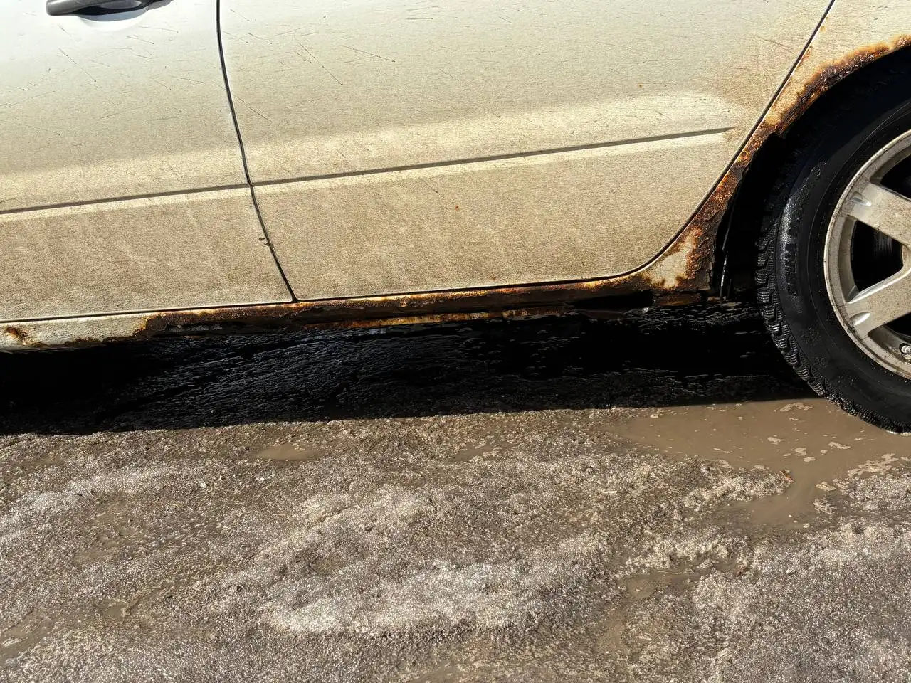 Продажа Mitsubishi Lancer 9 1.6 механика 2003 года - Легковые автомобили (Авто) в Саратов