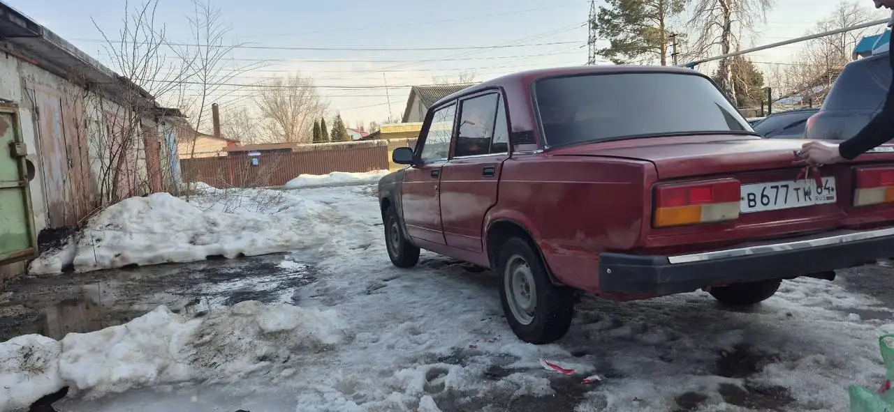 ВАЗ 2107 2007 года, инжектор, капитальный ремонт двигателя - Легковые автомобили (Авто) в Саратов