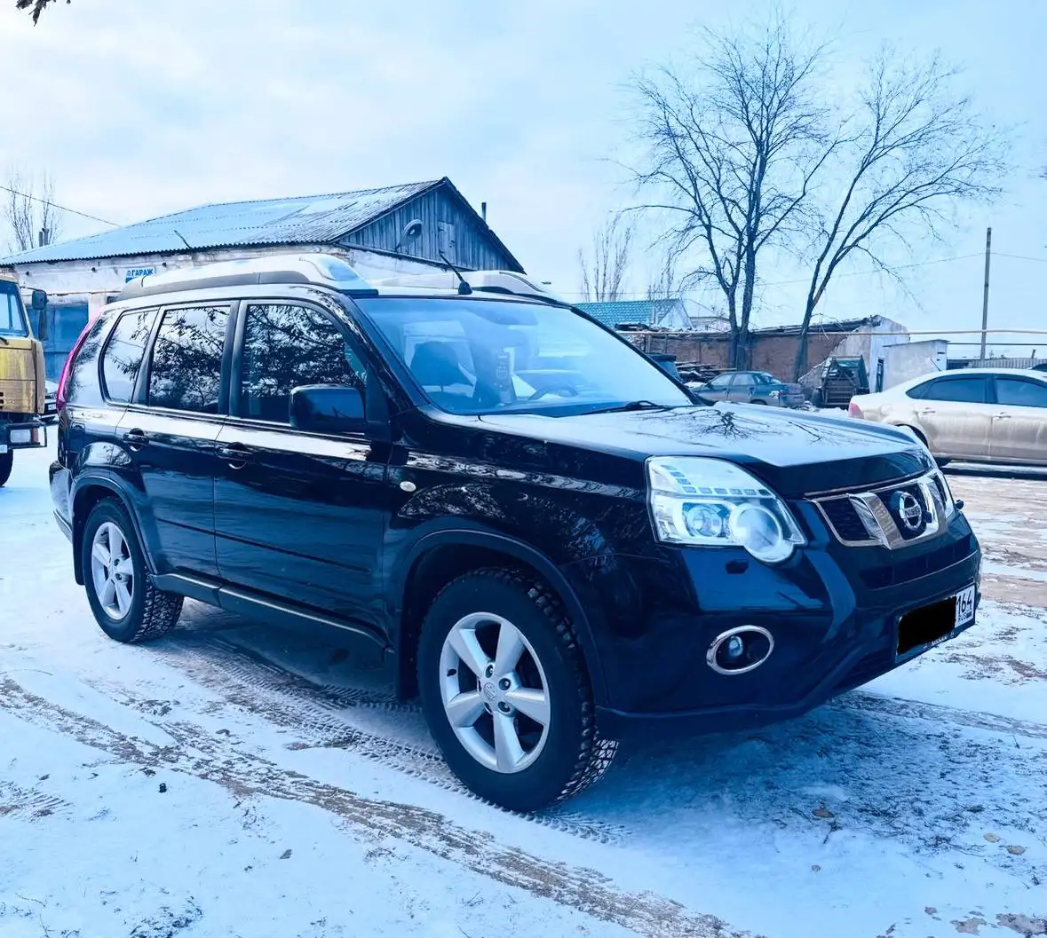Nissan X-Trail 2011 года в хорошем состоянии - Внедорожники/кроссоверы (Авто) в Саратов