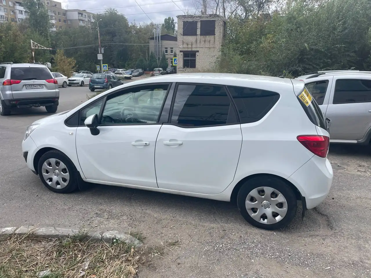 Автомобиль 2013 года с пробегом 176000 км, 2 хозяина - Авто в Саратов