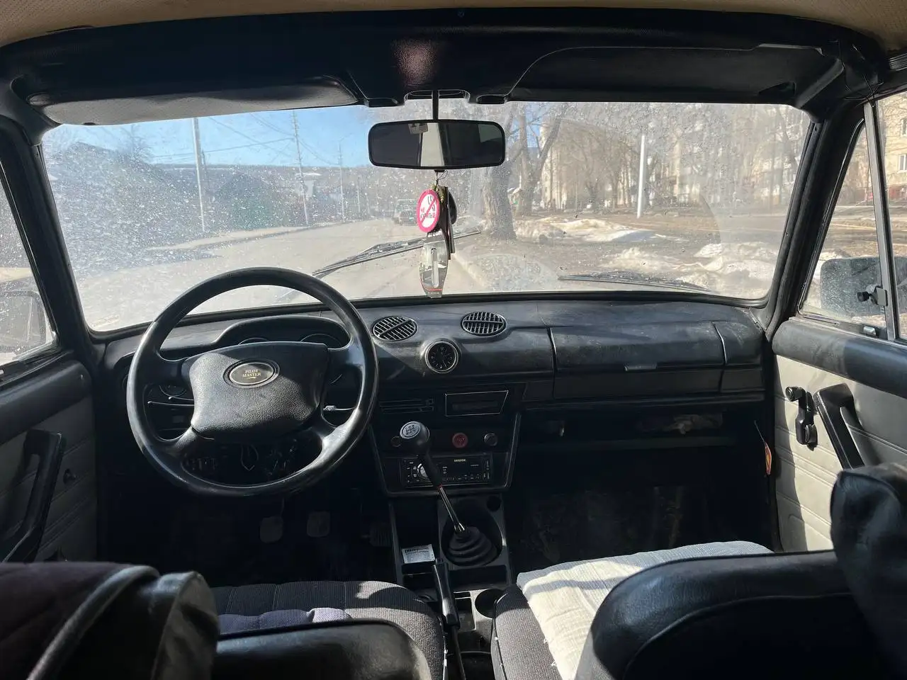 Продам сиденье на ВАЗ 2106 - Автосиденья (Запчасти) в Саратов