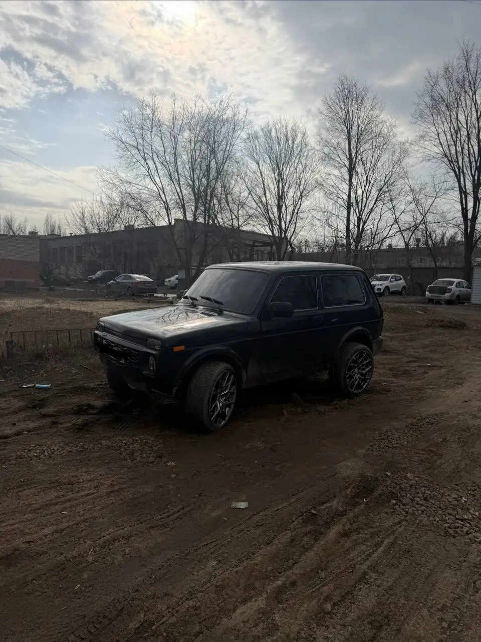 Продам Ниву Urban 2016 года - Авто в Саратов