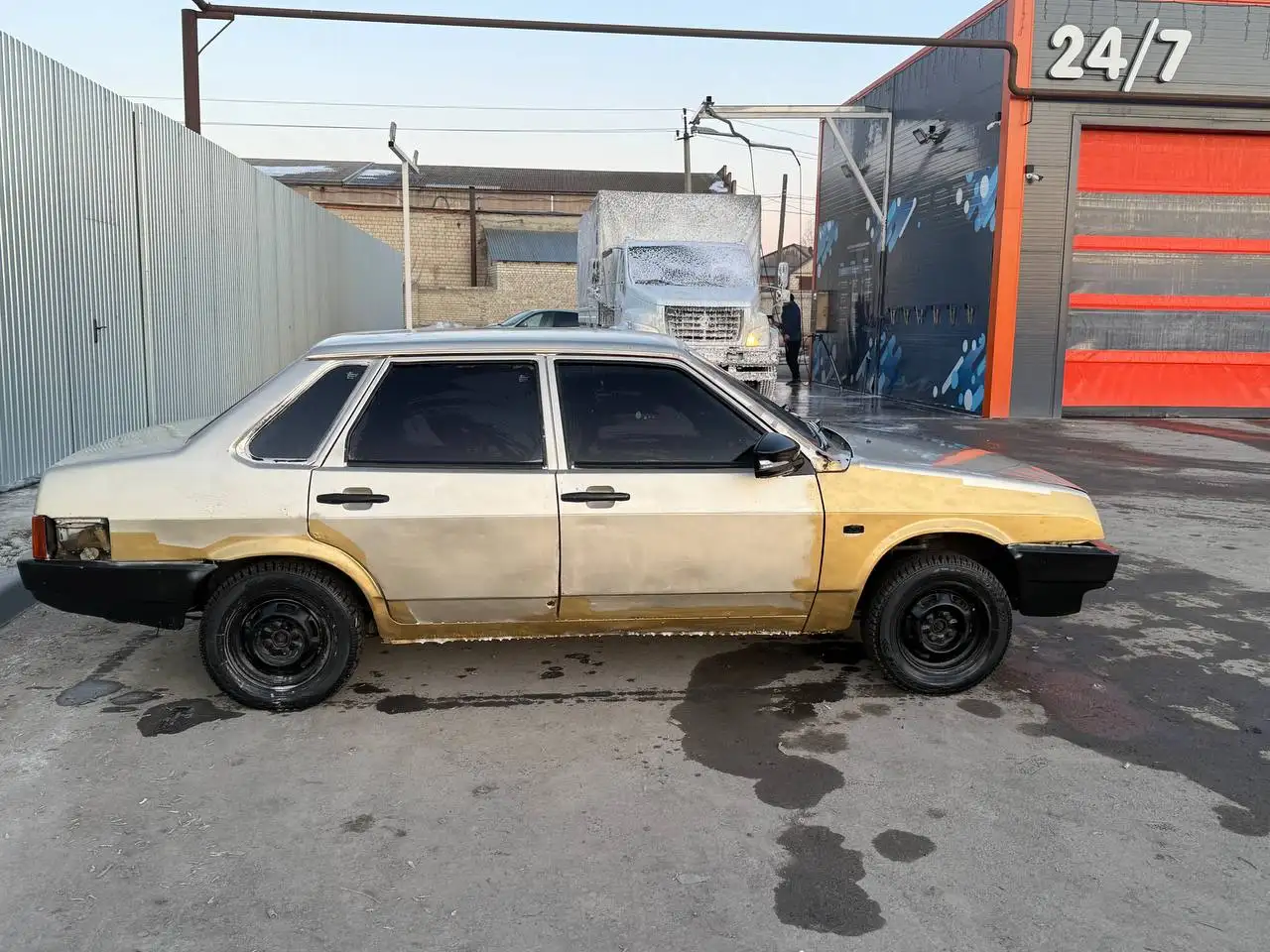 Продажа автомобиля ВАЗ 21099 - Авто в Саратов