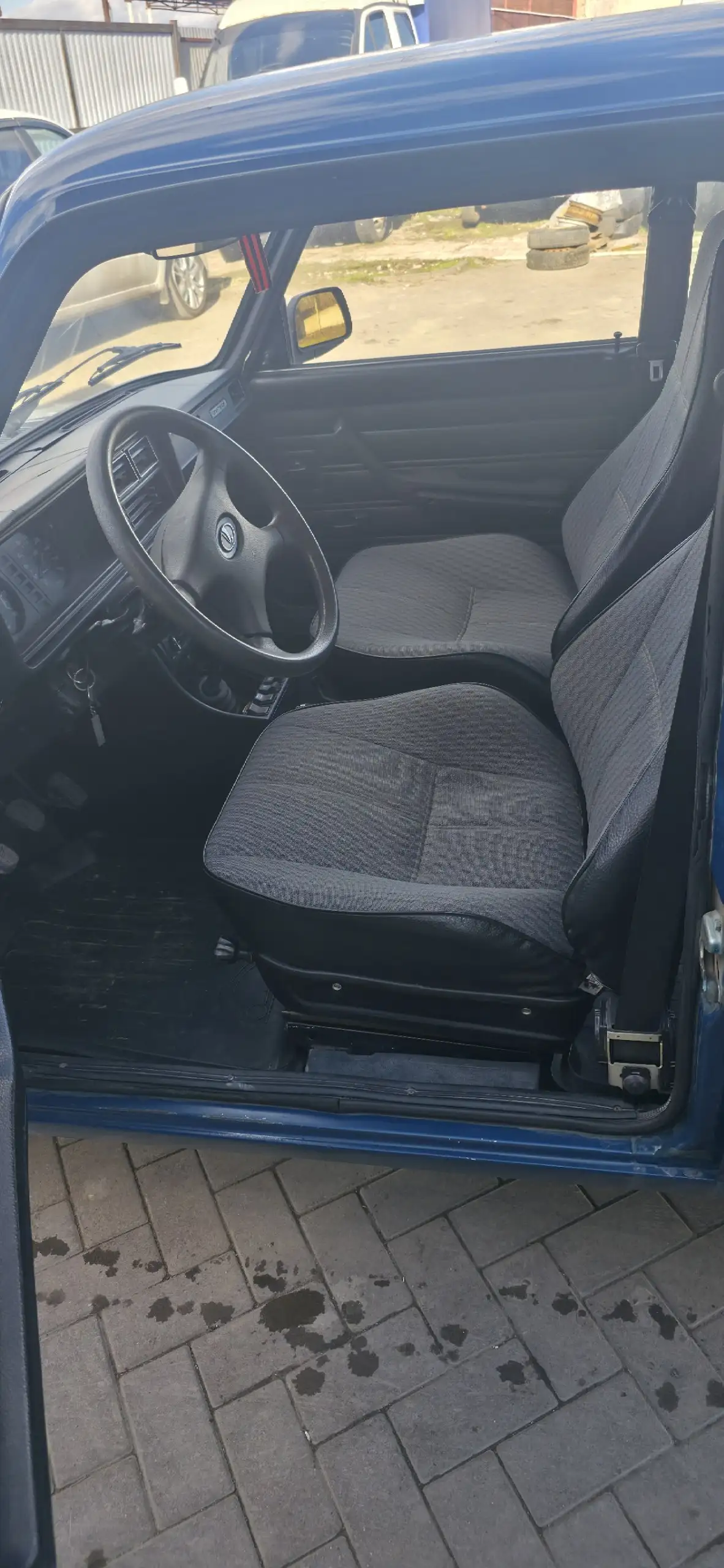 Продажа автомобиля 2004 года - Легковые автомобили (Авто) в Саратов