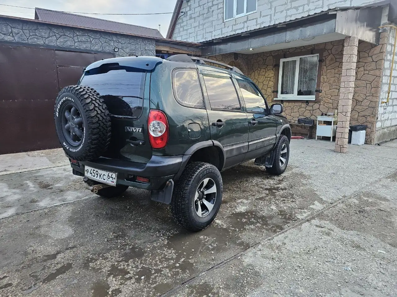 Продажа Chevrolet Niva 2003 года в хорошем состоянии - Авто в Саратов