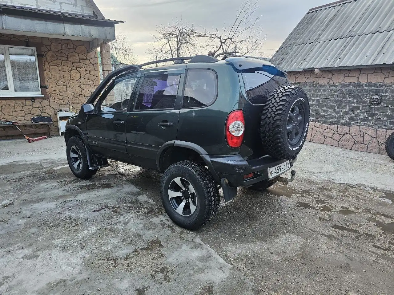 Продажа Chevrolet Niva 2003 года в хорошем состоянии - Авто в Саратов