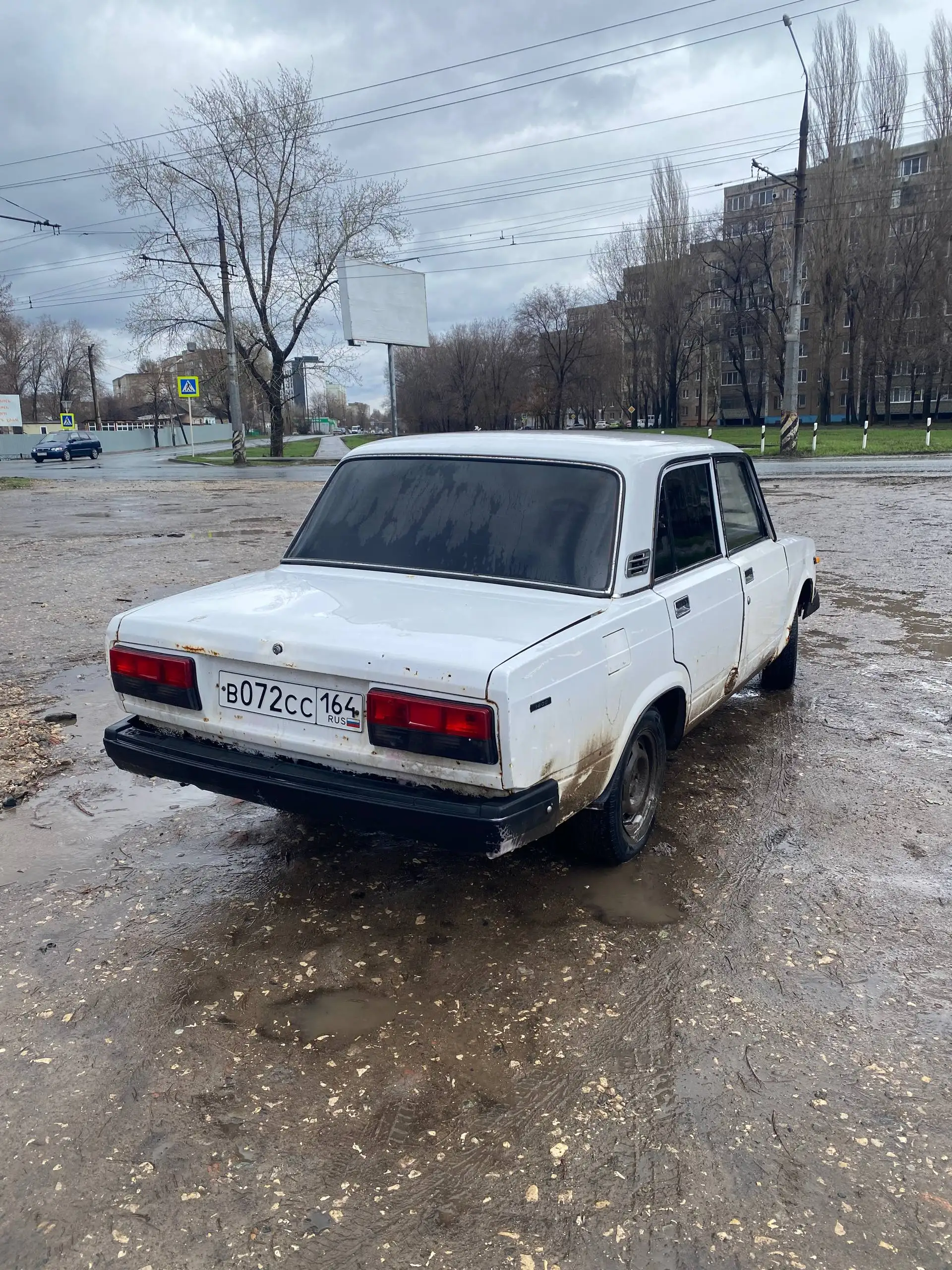ВАЗ 2107 2004 года с хорошим мотором, коробкой и ходовой - Легковые автомобили (Авто) в Энгельс