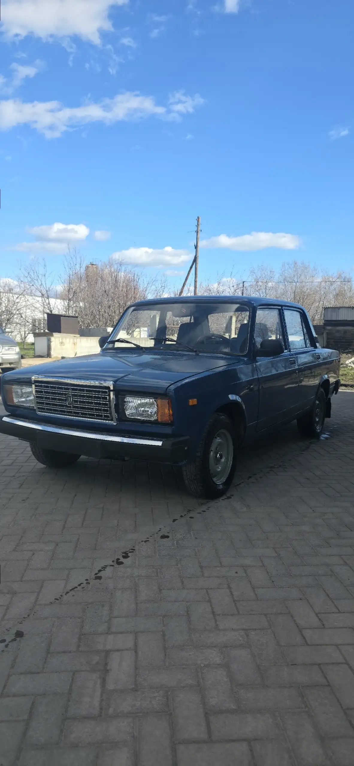 Продажа ВАЗ 2107 2004 года - Легковые автомобили (Авто) в Саратов