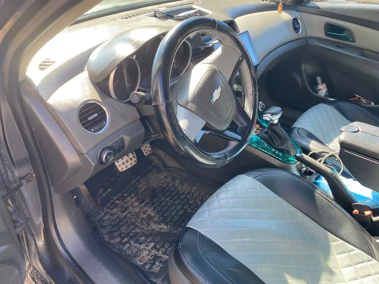 Продам Chevrolet Cruze 1.6 16 клапанов 2010 года - Легковые автомобили (Авто) в Саратов