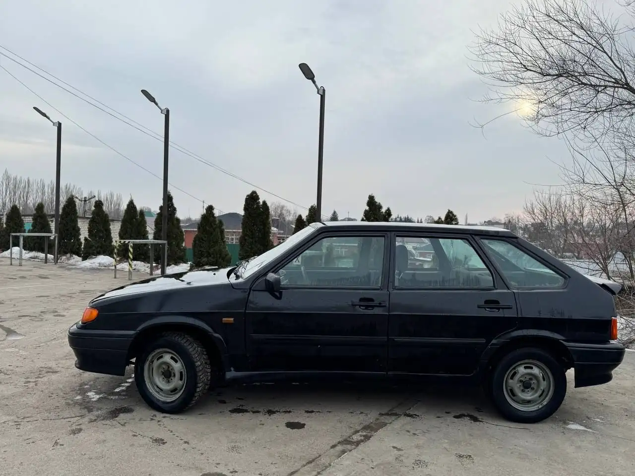 Продажа автомобиля ВАЗ 2114 2008 года с двигателем 1.6 - Авто в Саратов