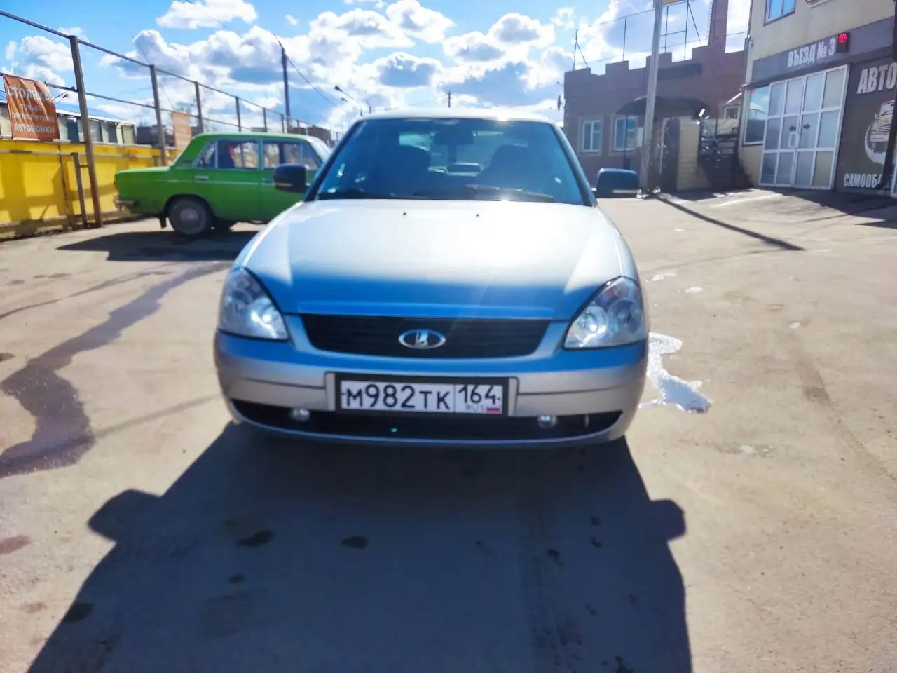 Продам Ладу Приору с 2 владельцами - Легковые автомобили (Авто) в Саратов