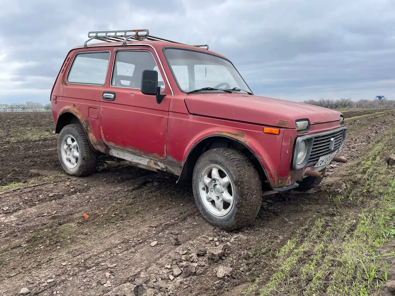 Продажа Нива 2121 1983 года на ходу - Легковые автомобили (Авто) в Энгельс
