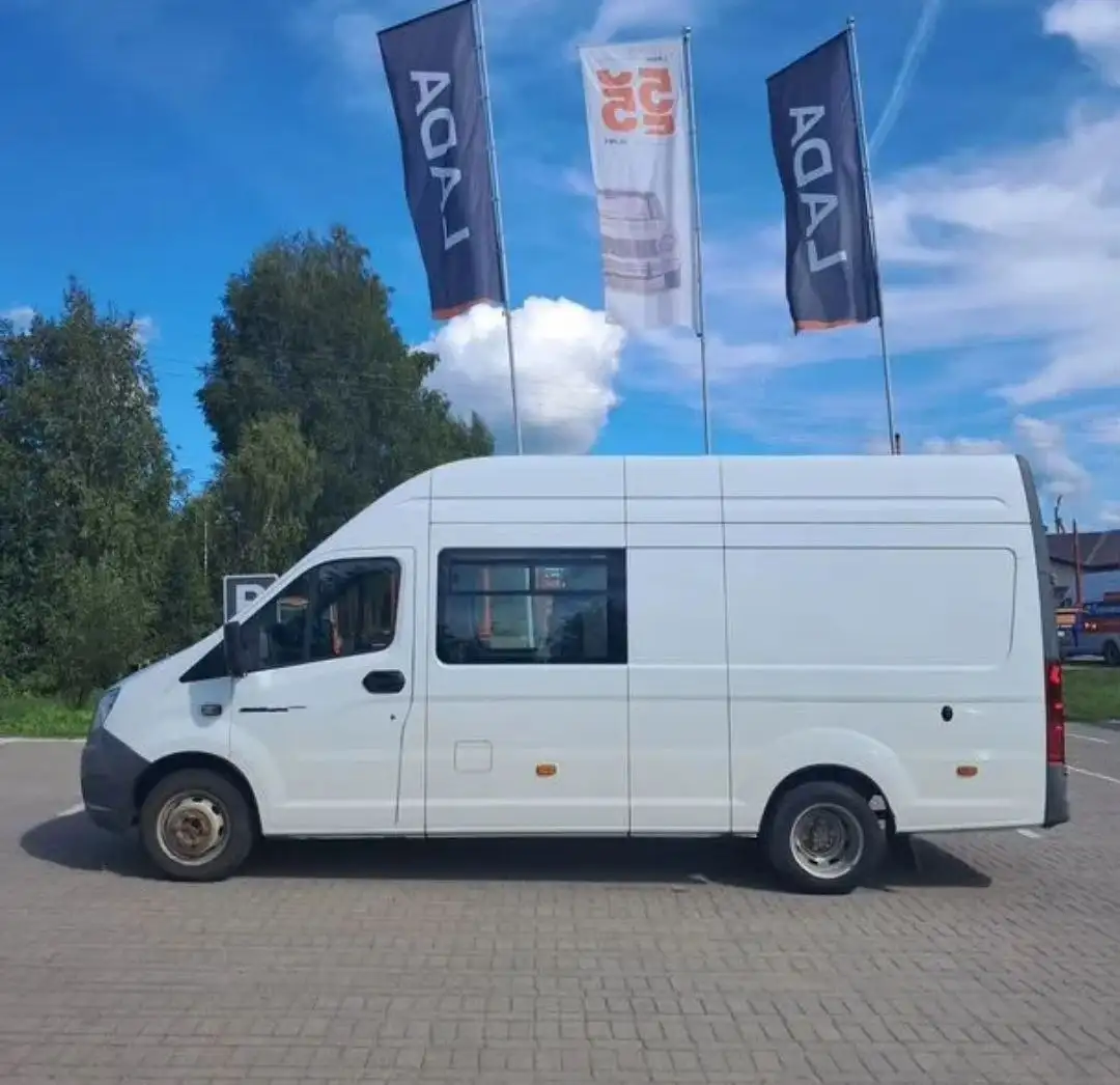 Куплю Газель Некст ЦМФ-комби 7 мест - Грузовики и автобусы (Авто) в Саратов