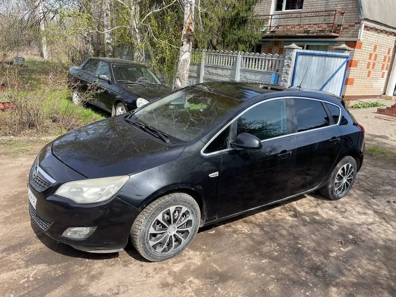 Opel Astra J 2010 года выпуска в продаже - Авто в Энгельс